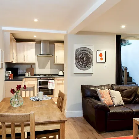 Madison Hill - Fernlea Garden 2 - One Bedroom Home